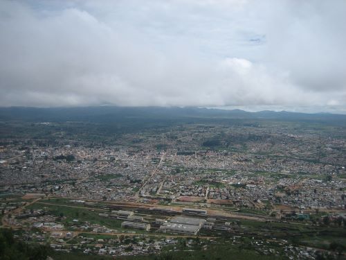 View of Lubango - by Erik Cleves Kristensen is licensed under CC BY 2.0. To view a copy of this license, visit https://creativecommons.org/licenses/by/2.0/?ref=openverse.